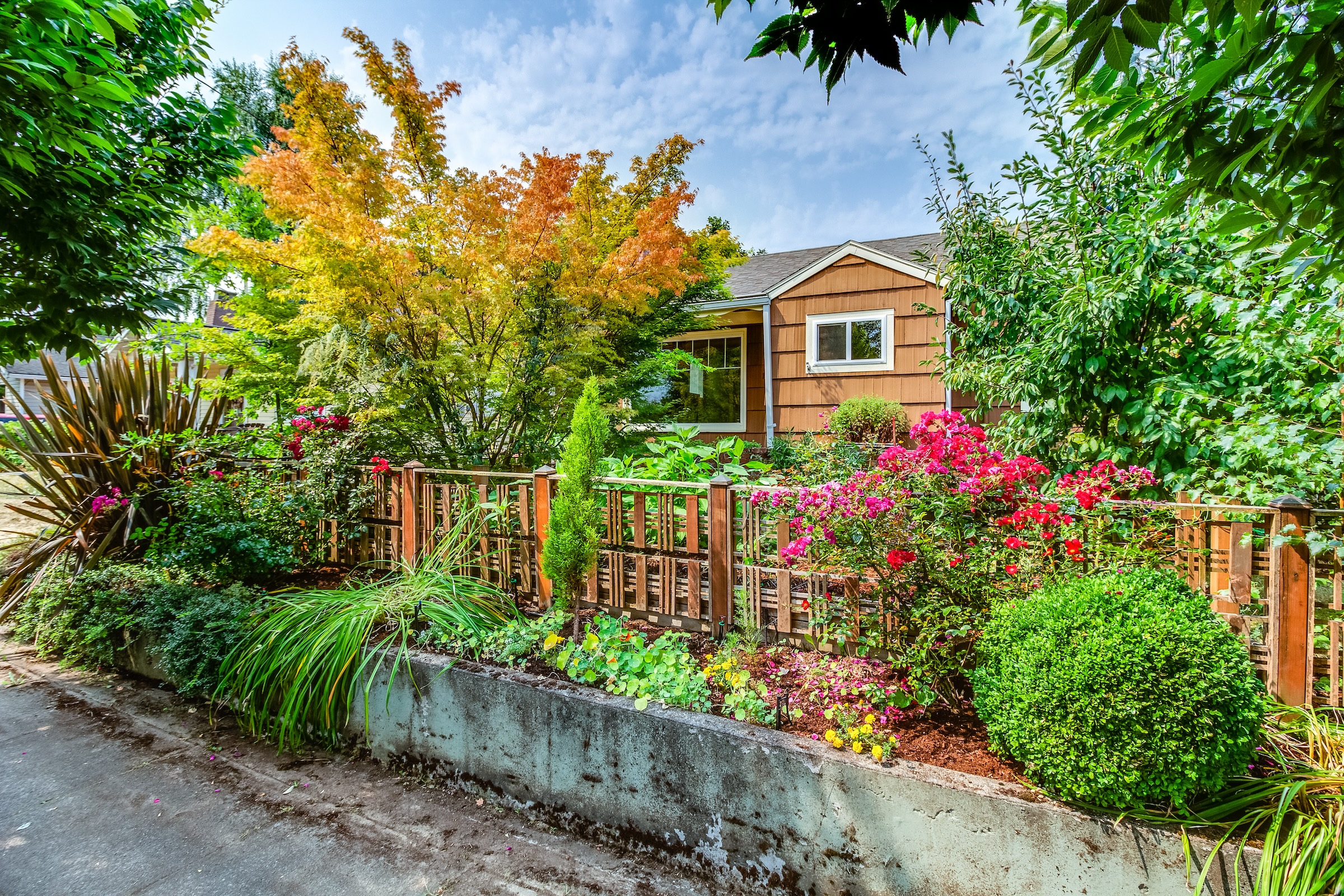 Portland, OR home with a vivacious garden